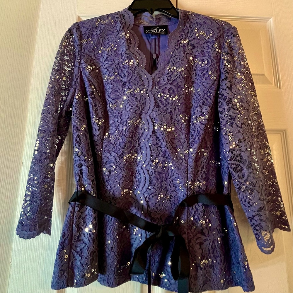 ALEX EVENING LACE TOP